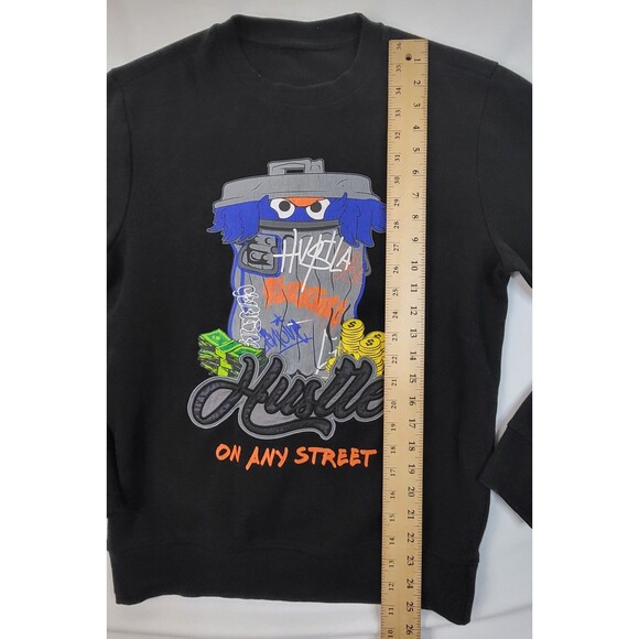 Genuine Authentic Garments Hustle On Any Street Oscar Pullover Sweatshirt Size M - Picture 7 of 7
